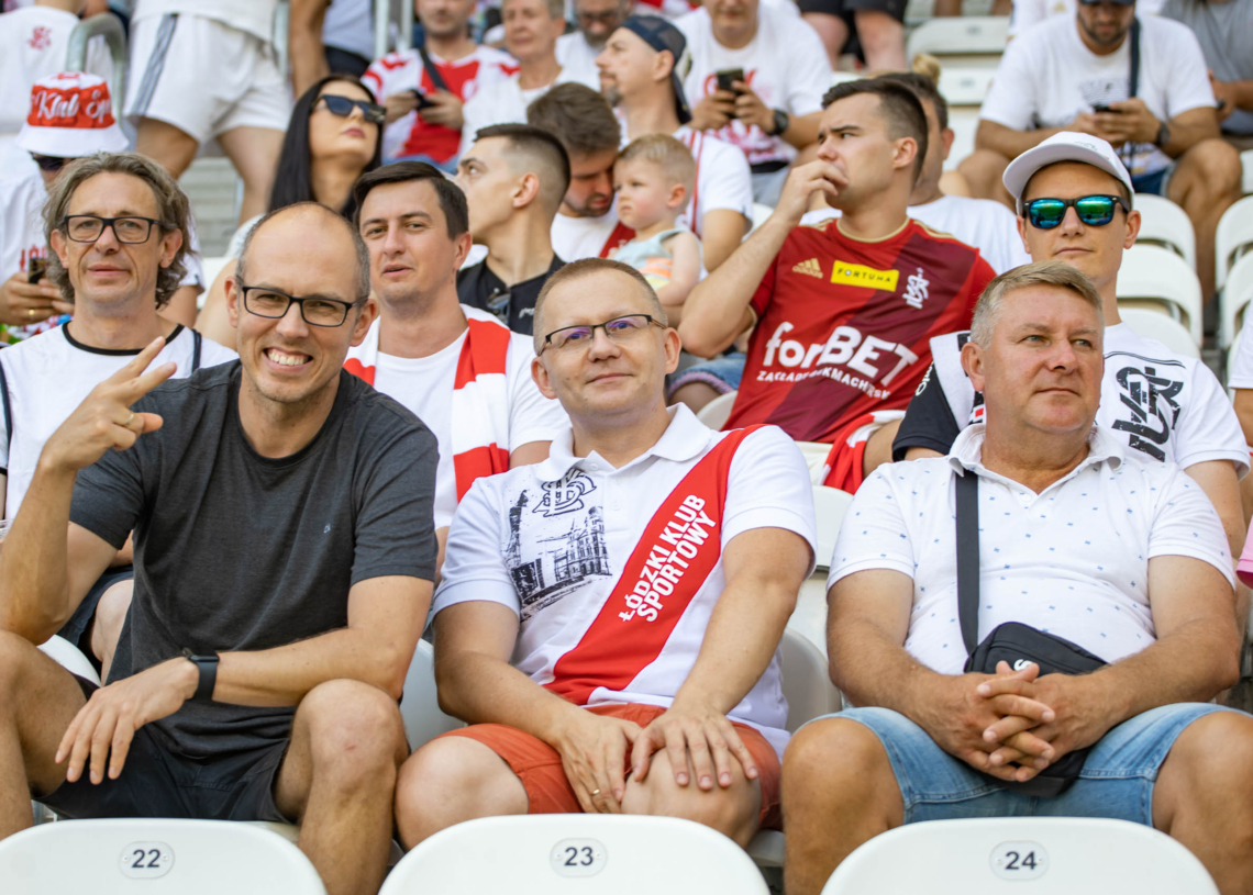 Doping kibiców w meczu ŁKS Łódź - Pogoń Szczecin