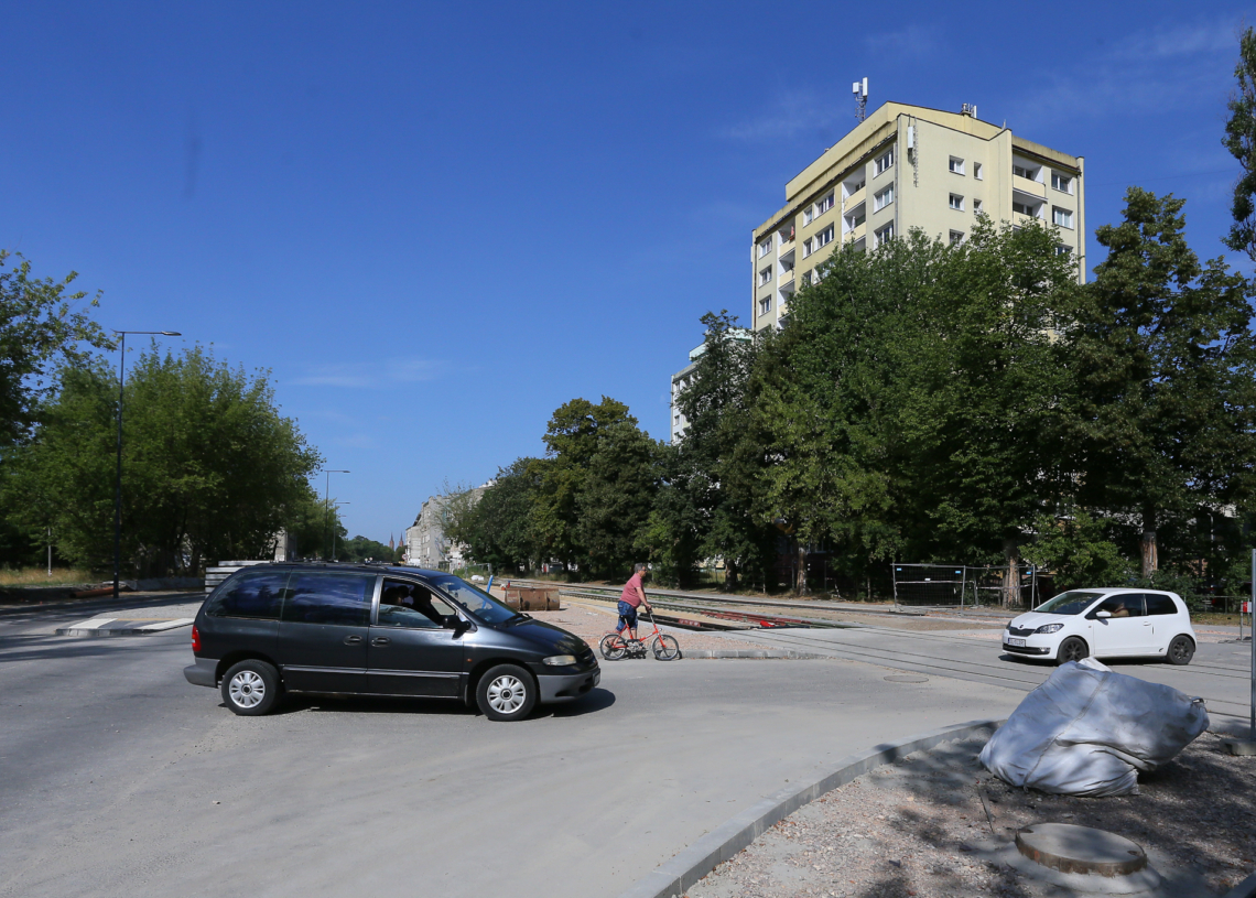Modernizacja ulicy Wojska Polskiego. Pod koniec wakacji ma być przejezdny kolejny odcinek
