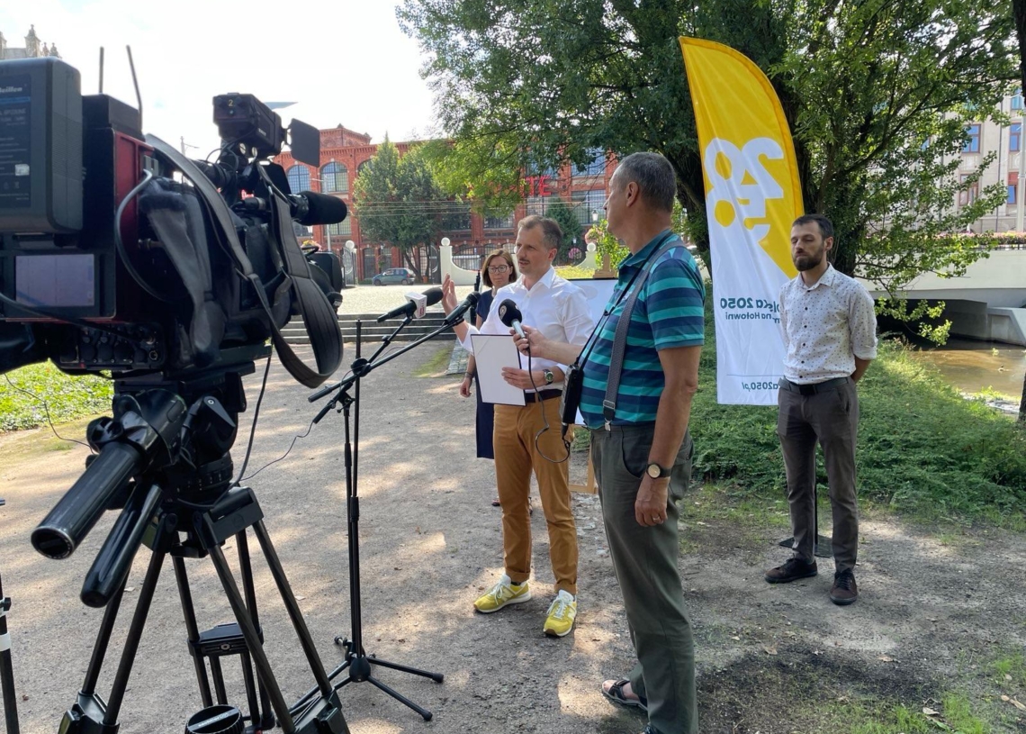 Śnięte ryby w Dobrzynce a plan rekultywacji rzek