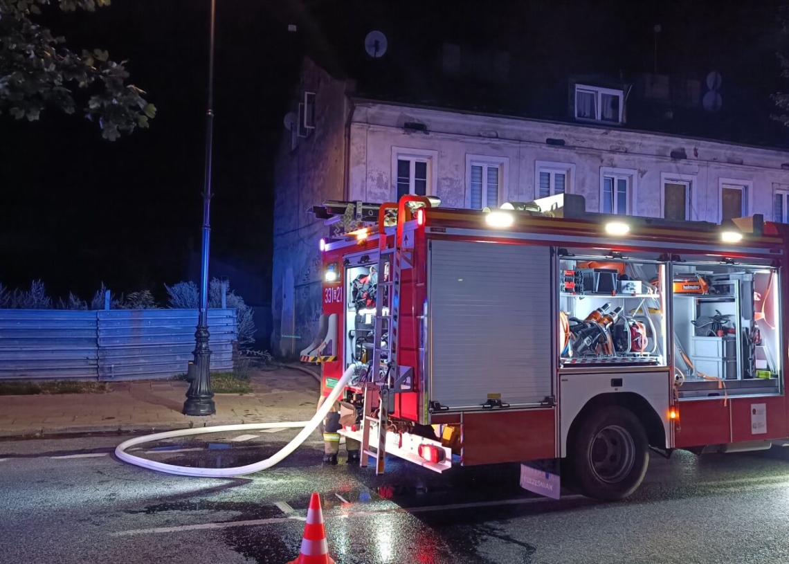 Pożar kamienicy przy ulicy Słowackiego w Piotrkowie