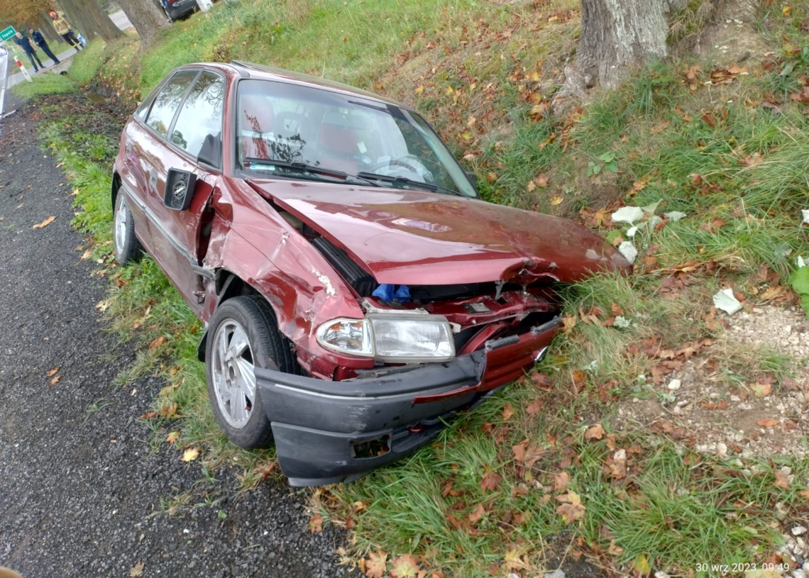 Wypadek w miejscowości Zapole. 1 osoba ranna