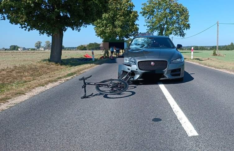 Śmiertelne potrącenie rowerzysty w powiecie piotrkowskim