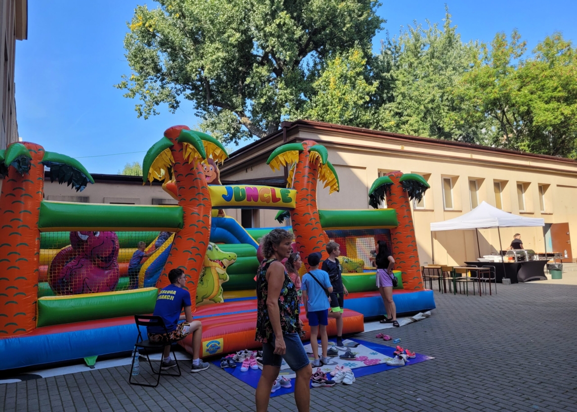 Piknik sąsiedzki dla łodzian przy ulicy Gdańskiej 16