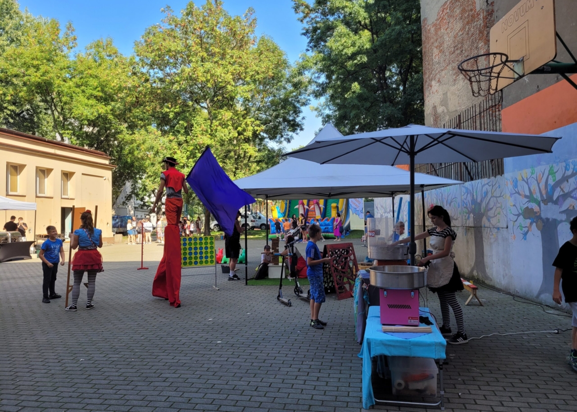 Piknik sąsiedzki dla łodzian przy ulicy Gdańskiej 16
