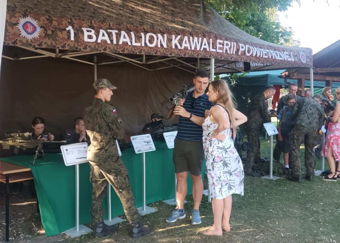 Piknik historyczno-militarny w Chąśnie