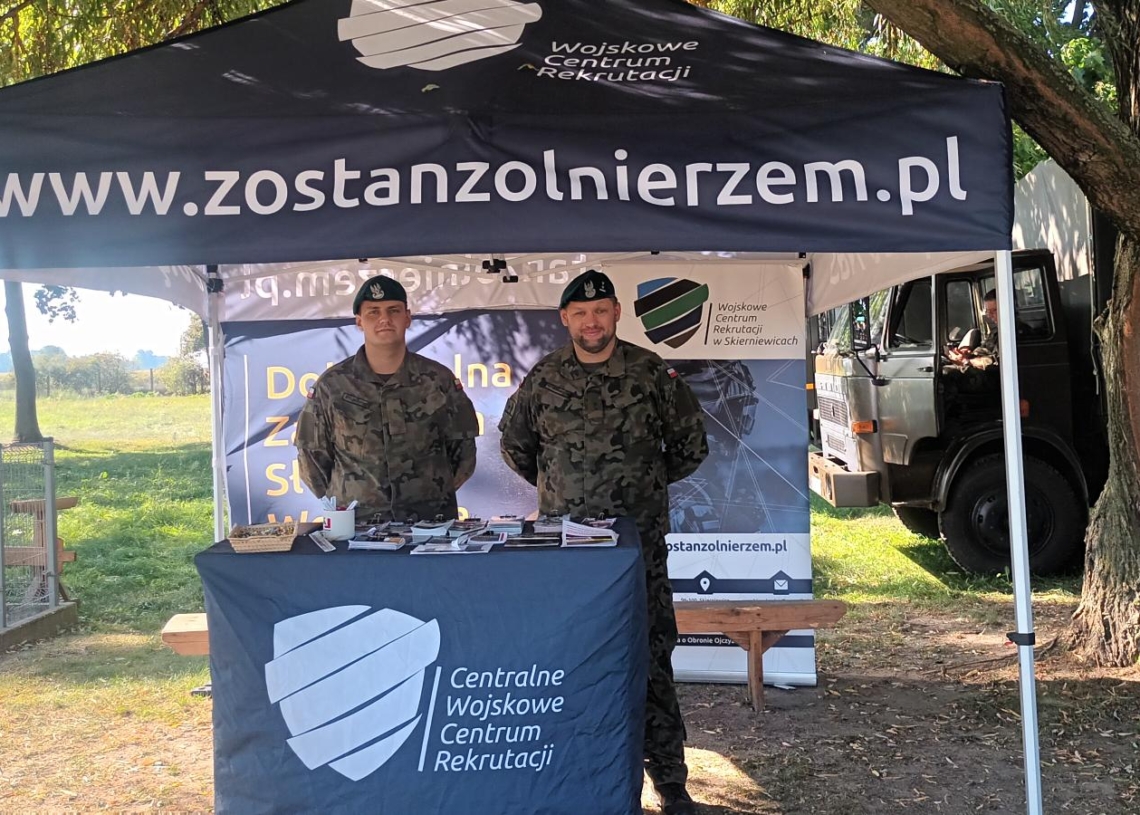 Piknik historyczno-militarny w Chąśnie
