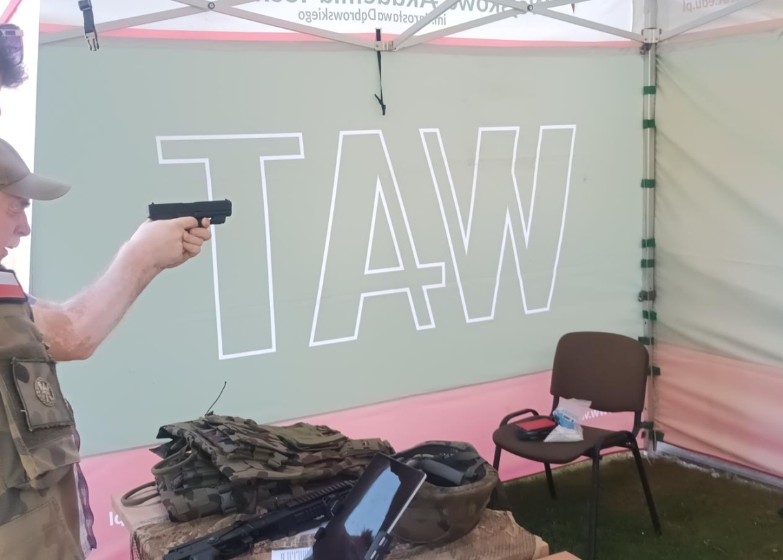 Piknik historyczno-militarny w Chąśnie