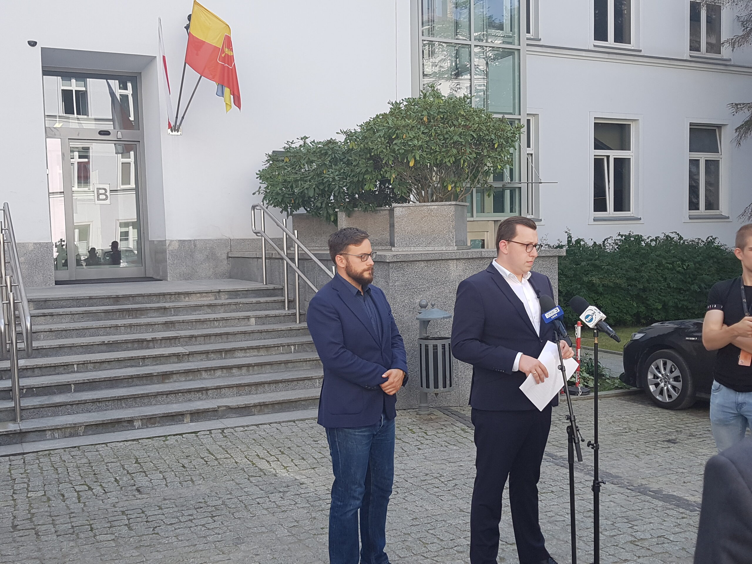 Działacze łódzkiej Konfederacji chcą postawić rządzących przed Trybunałem Stanu
