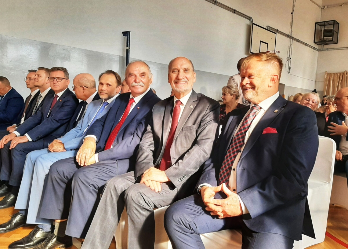 Oficjalne otwarcie Szkoły Podstawowej w Srocku. Placówka została rozbudowana i zmodernizowana