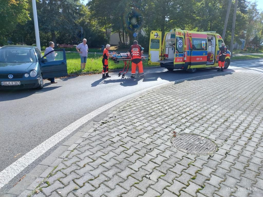 Wypadek w Sieradzu. Dwie osoby ranne