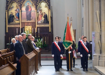 Dzień Sybiraka. Msza święta w intencji ofiar w łódzkiej archikatedrze