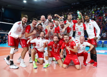 Wielkie emocje w trzecim secie. Polska ograła Serbię i zagra o medale mistrzostw Europy