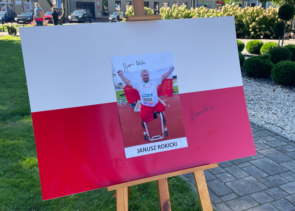 Nowe tablice w Alei Olimpijczyków i Paraolimpijczyków w Wieruszowie