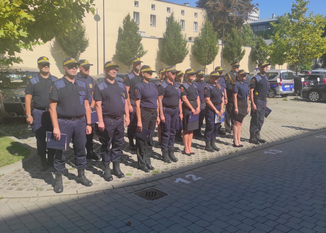 Obchody Święta Straży Miejskiej w Łodzi. Awansowano 55 funkcjonariuszy [ZDJĘCIA]