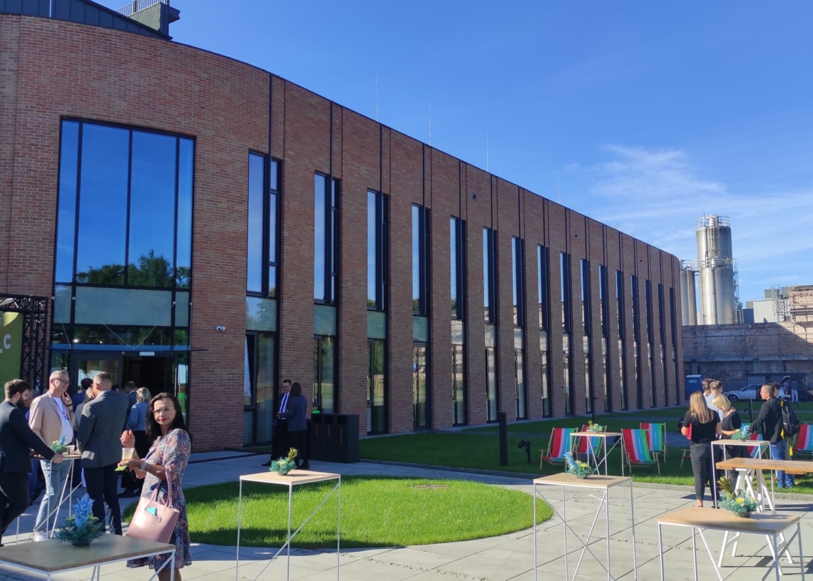Re_connect – nowy multimodalny hub w ŁSSE