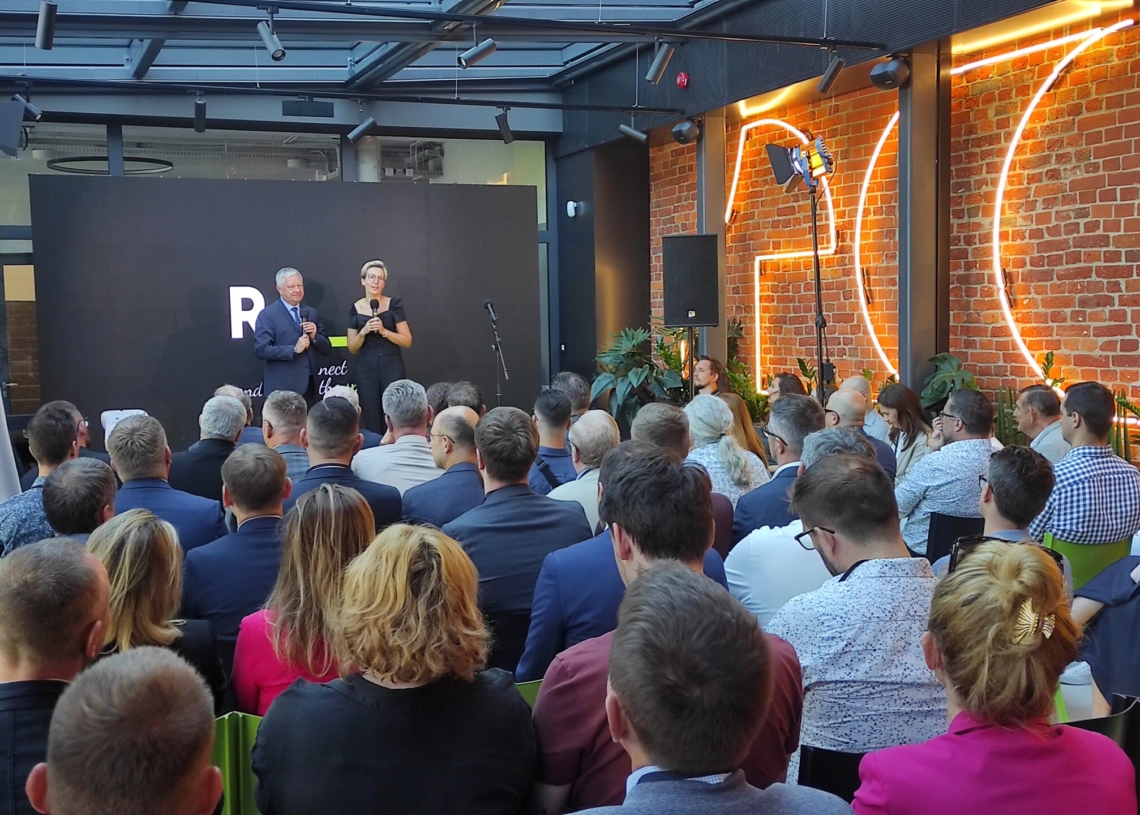 Re_connect – nowy multimodalny hub w ŁSSE