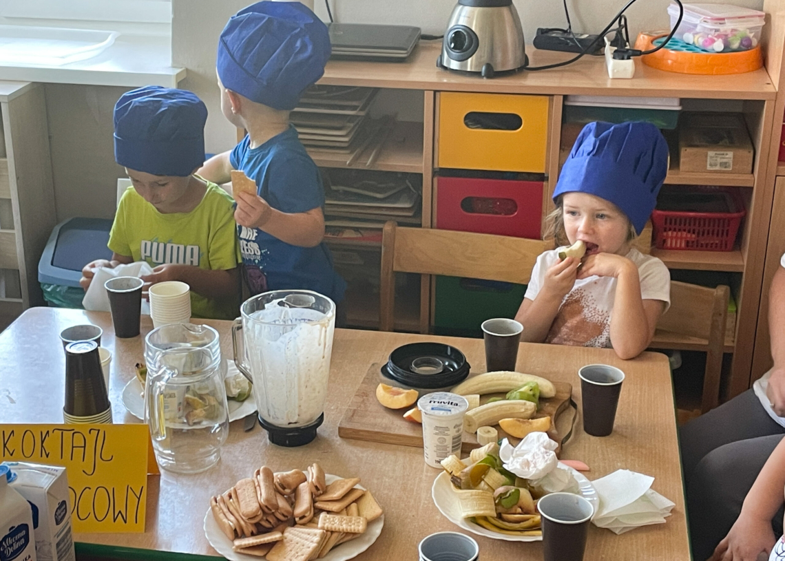 Projekt „Od seniora do juniora” w sieradzkim przedszkolu