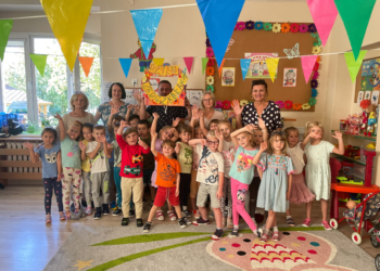 Projekt „Od seniora do juniora” w sieradzkim przedszkolu
