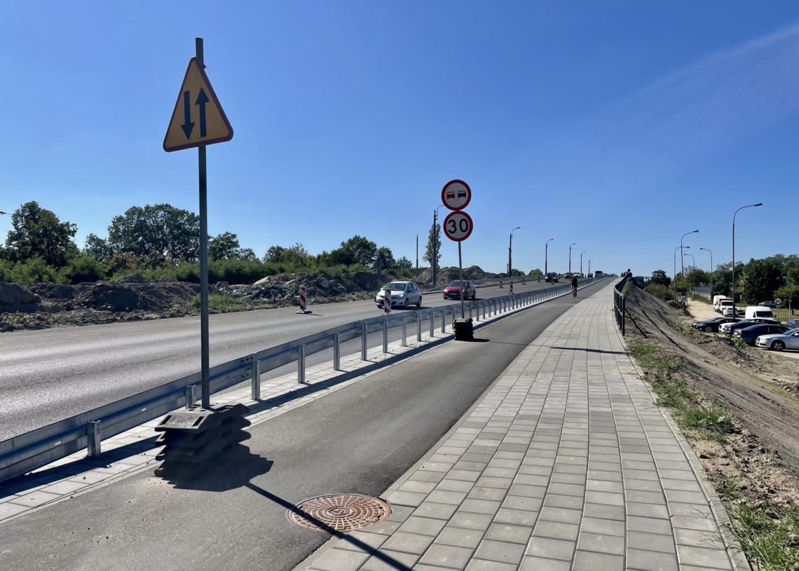 Przebudowa wiaduktów na ul. Przybyszewskiego zakończy się w tym roku? [ZDJĘCIA + WIDEO]