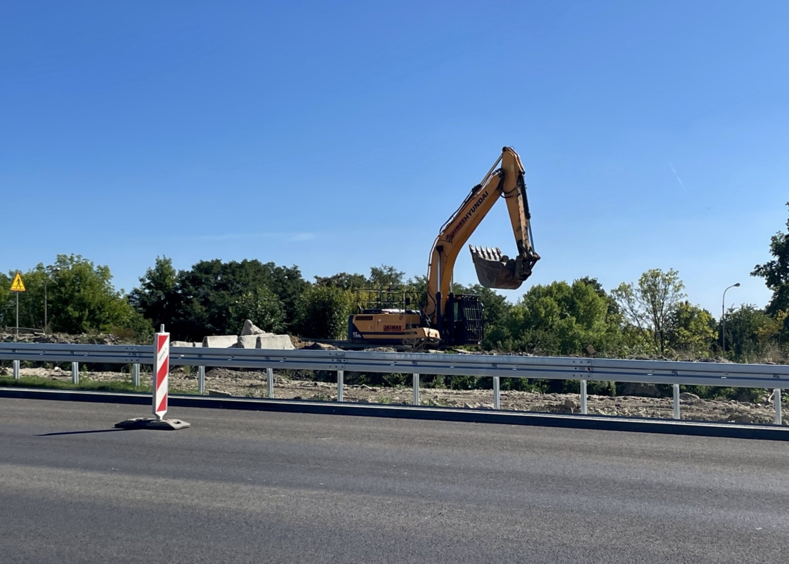 Przebudowa wiaduktów na ul. Przybyszewskiego zakończy się w tym roku? [ZDJĘCIA + WIDEO]