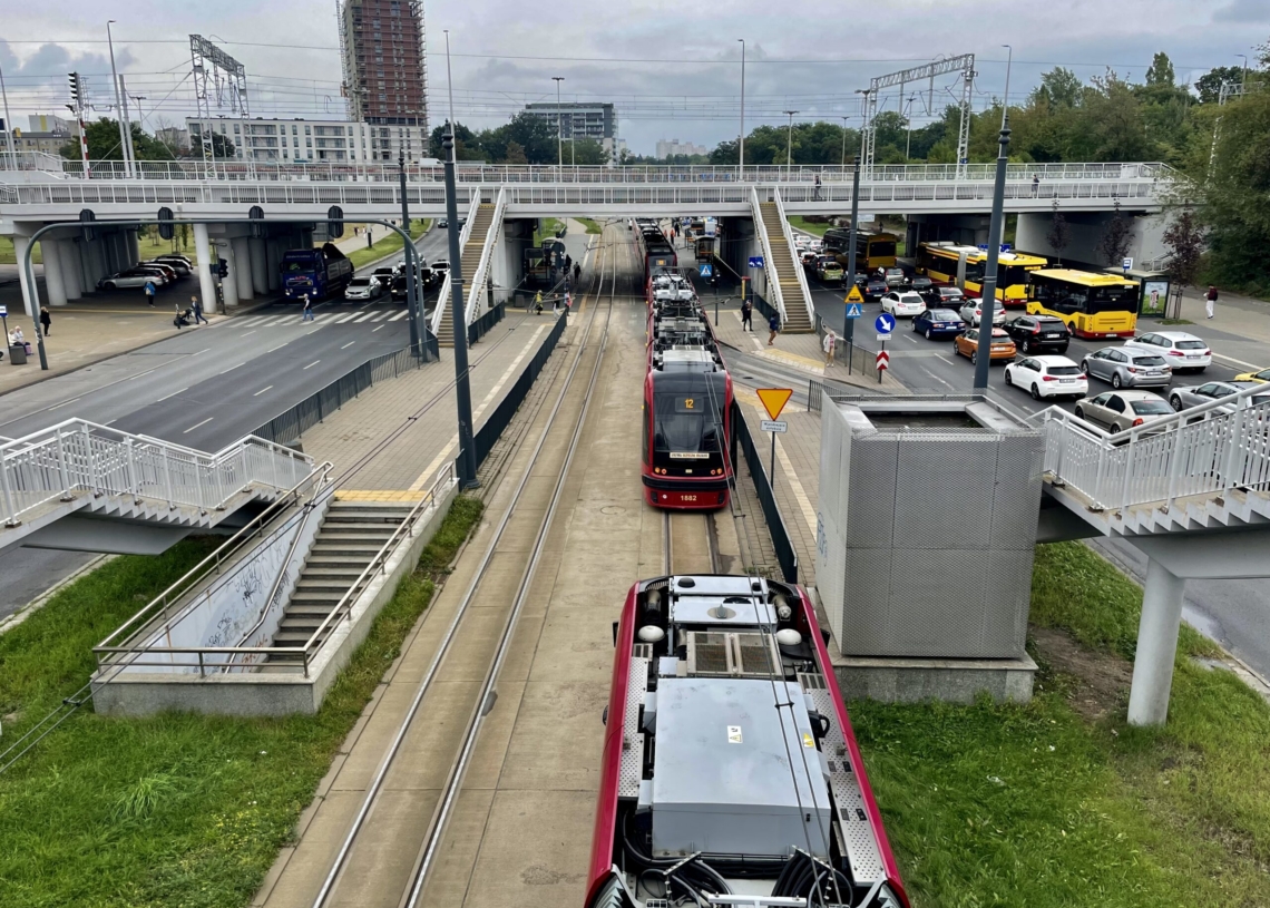 Zderzenie tramwajów. Zatrzymanie ruchu tramwajowego na al. Bandurskiego na 2,5 godziny
