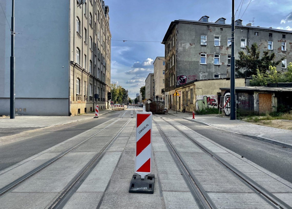 Modernizacja ulicy Wojska Polskiego trwa już 21 miesięcy [ZDJĘCIA+WIDEO]