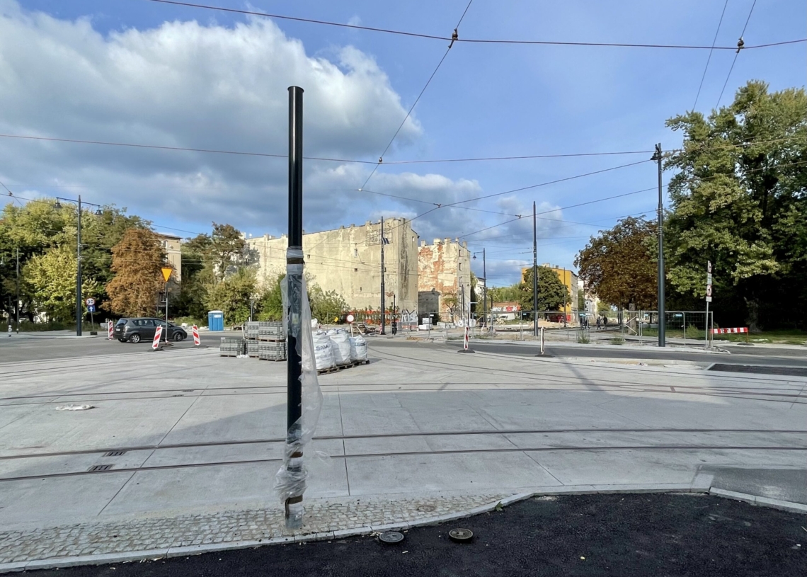 Modernizacja ulicy Wojska Polskiego trwa już 21 miesięcy [ZDJĘCIA+WIDEO]