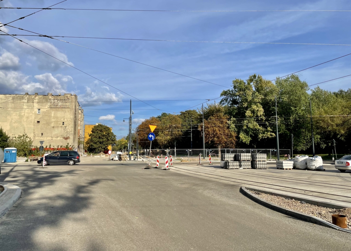 Modernizacja ulicy Wojska Polskiego trwa już 21 miesięcy [ZDJĘCIA+WIDEO]