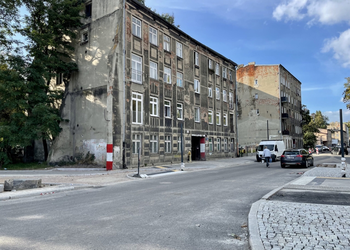 Modernizacja ulicy Wojska Polskiego trwa już 21 miesięcy [ZDJĘCIA+WIDEO]