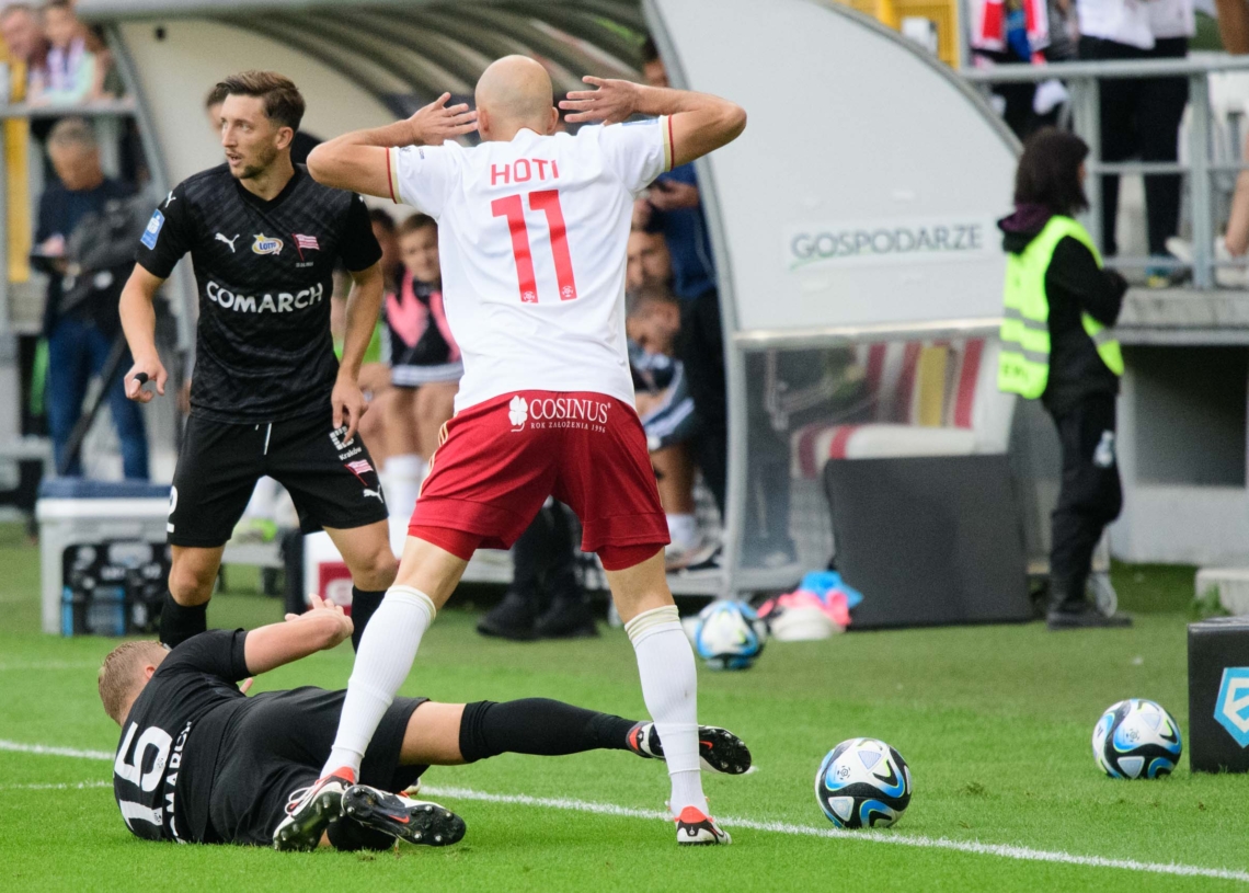 Słaba pierwsza połowa i kolejna porażka. ŁKS Łódź – Cracovia 0:2