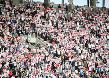 LKS Lodz vs Cracovia kibice.65