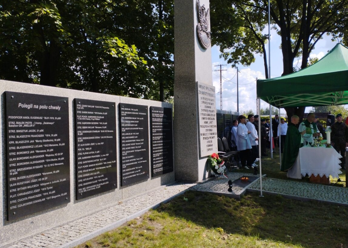 Na cmentarzu w Strońsku uczczono pamięć Bohaterów Września 1939 roku