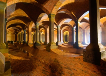 Podziemna katedra
