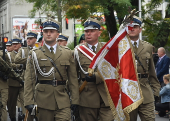 Rozwój kariery w służbach mundurowych
