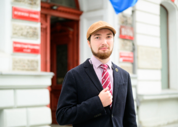 Odpolitycznienie związków zawodowych