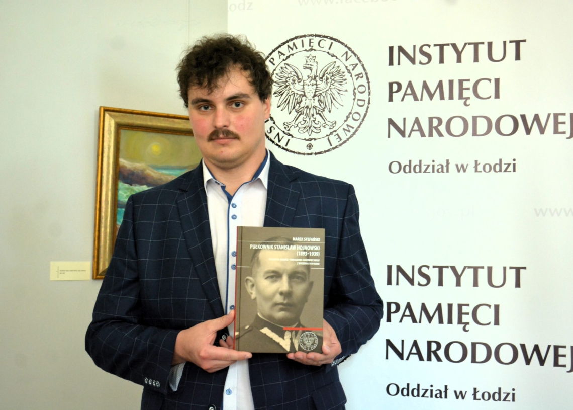 „Pułkownik Stanisław Hojnowski” (1893–1939) – biografia obrońcy Tomaszowa Mazowieckiego