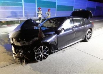 Wypadek A1 BMW. KP PSP w Piotrkowie Trybunalskim