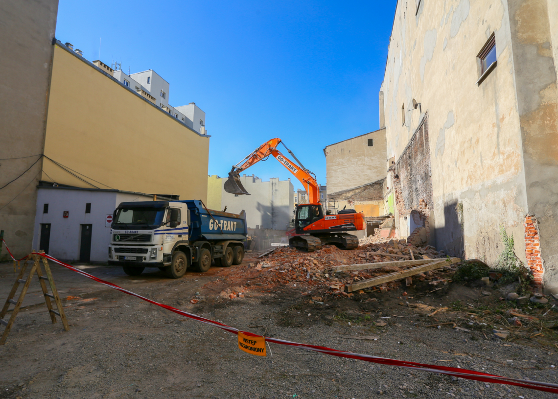 Rozpoczęła się budowa parkingów wielopoziomowych przy ulicy Wschodniej [ZDJĘCIA]