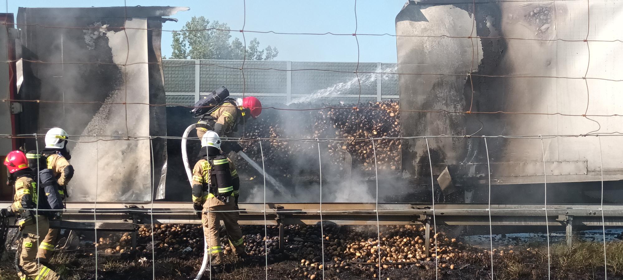 Pożar ciężarówki na A2