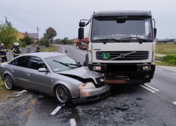 Wypadek w miejscowości Wójcin. 3 osoby ranne