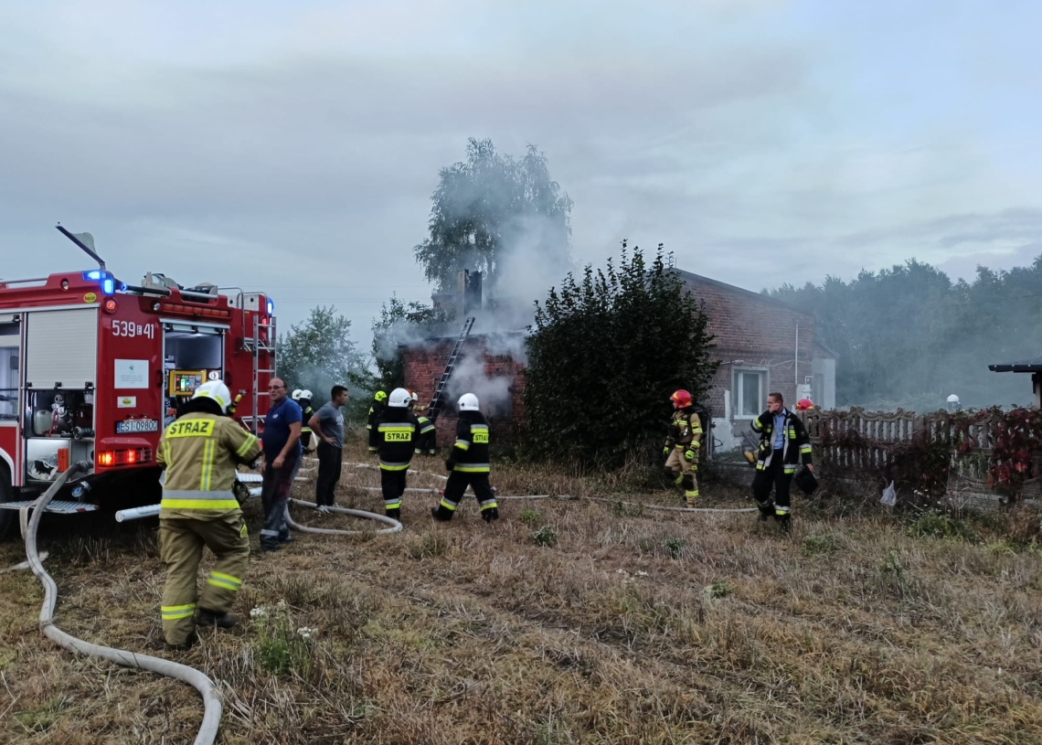Pożar w Rossoszycy w powiecie sieradzkim