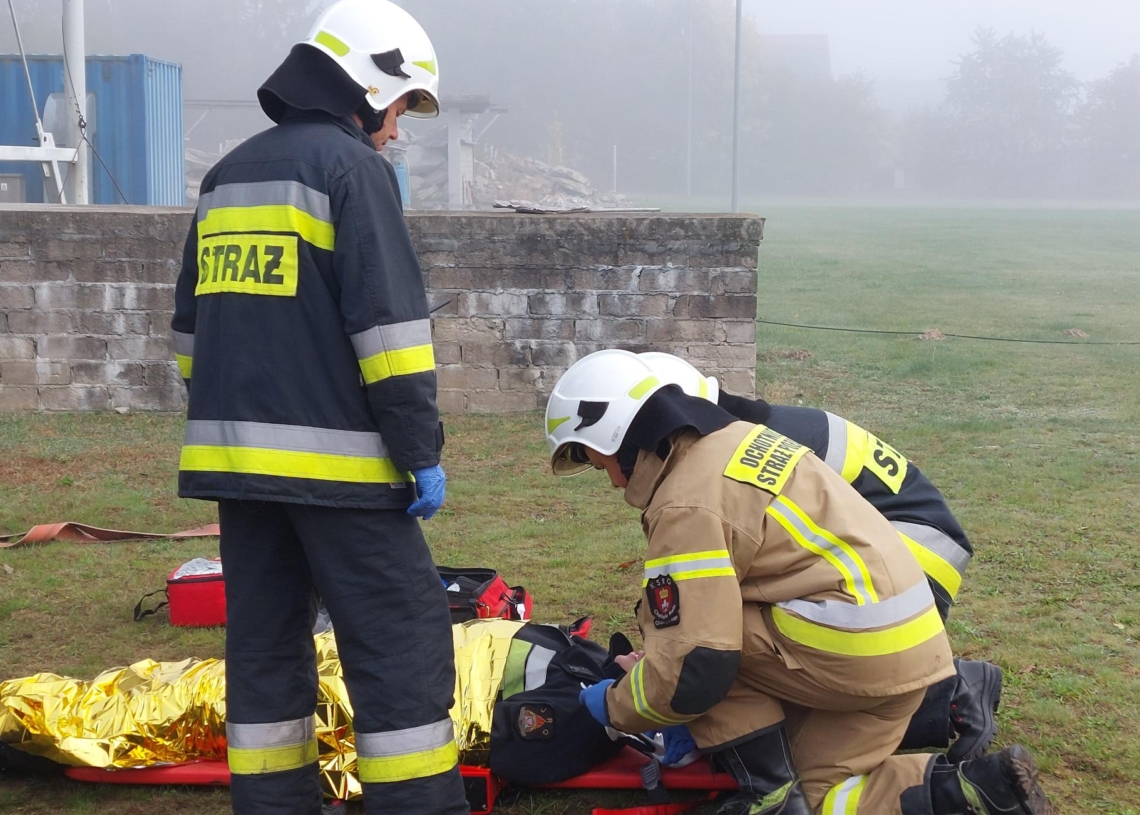 Manewry strażackie 32 jednostek OSP z powiatu sieradzkiego
