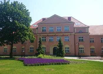 Komisja wyborcza nadal pracuje