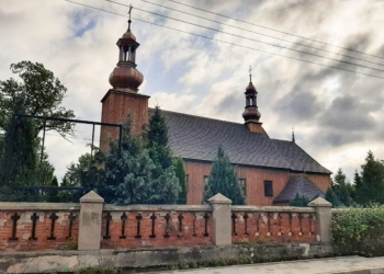 Trwa odbudowa kościoła w Mileszkach
