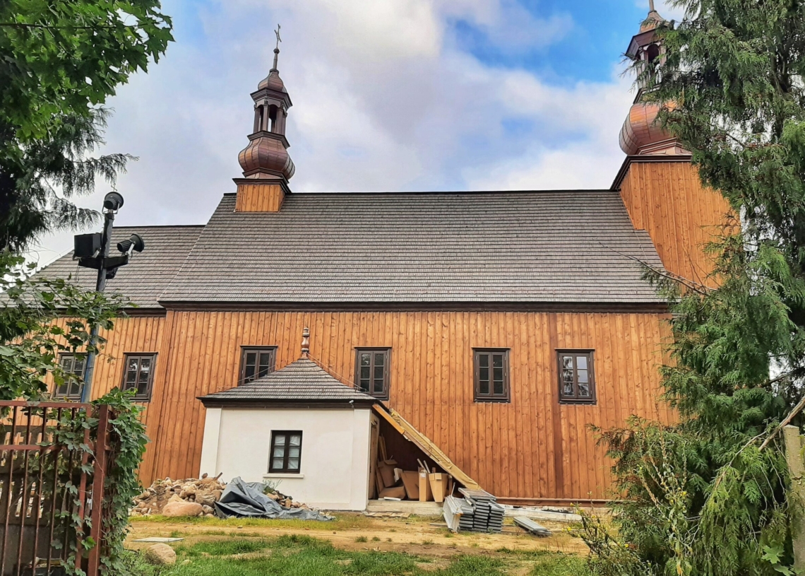 Trwa odbudowa kościoła w Mileszkach