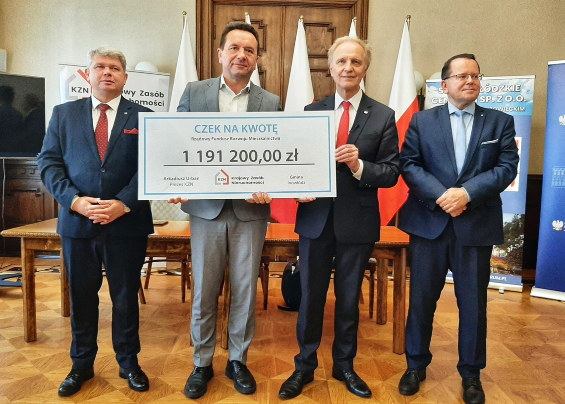 Podpisanie umowy spółki Społeczna Inicjatywa Mieszkaniowa KZN Reymontowski w Łodzi
