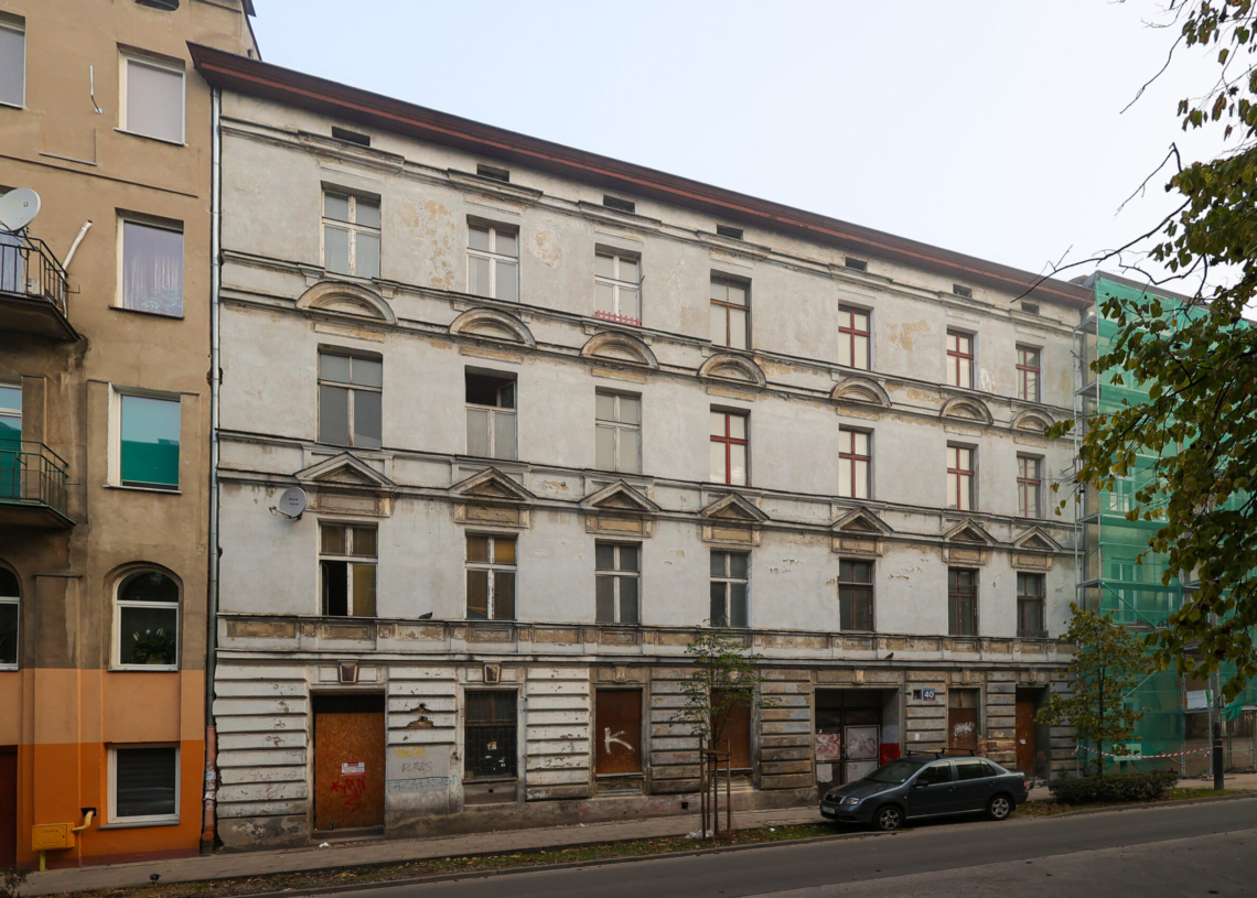 Kilkadziesiąt lokali komunalnych zostanie odnowionych w 2 kamienicach