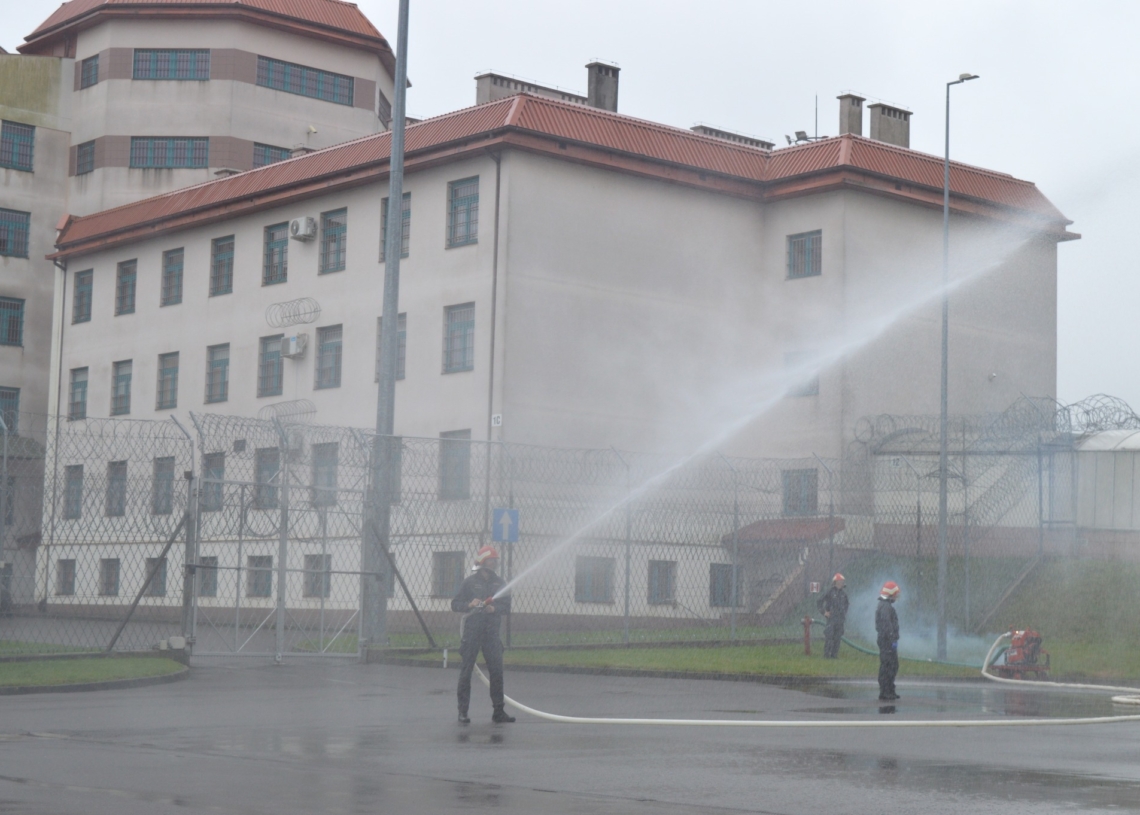 Ćwiczenia w Areszcie Śledczym w Piotrkowie. Foto: Areszt Śledczy