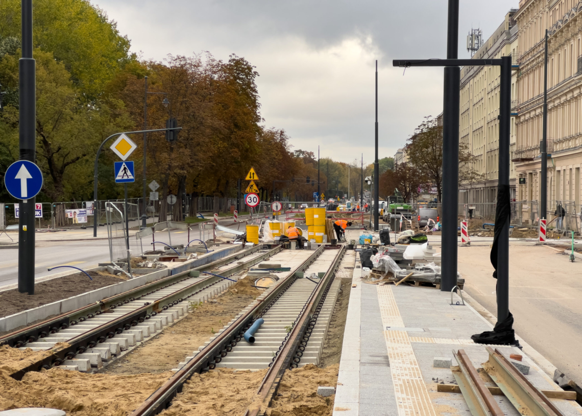 Modernizacja ul. Północnej. Wkrótce wylewanie podbudowy na południowej nitce i układanie pierwszej warstwy nawierzchni