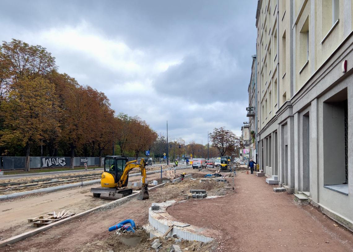 Modernizacja ul. Północnej. Wkrótce wylewanie podbudowy na południowej nitce i układanie pierwszej warstwy nawierzchni